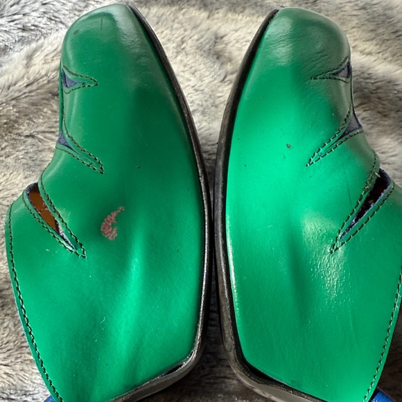 Size 6 Fluevog Green Maier Platform Heels - Picture 5 of 9